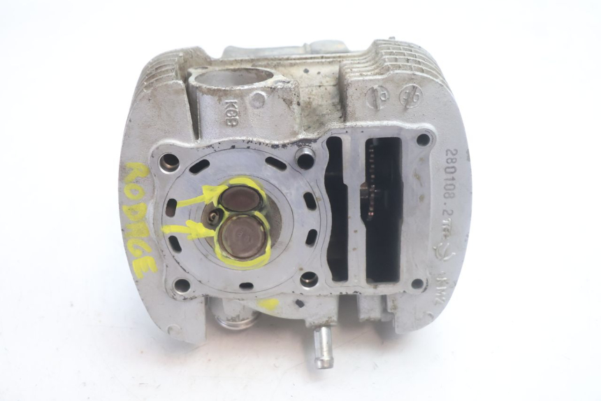 photo de FRONT CYLINDER HEAD HONDA XLV VARADERO 125 (2007 - 2012) - Alternative perspective