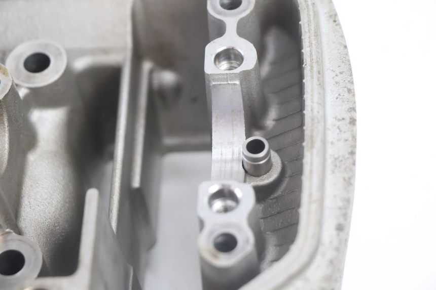 photo de FRONT CYLINDER HEAD HONDA XLV VARADERO 125 (2007 - 2012) - Technical close-up