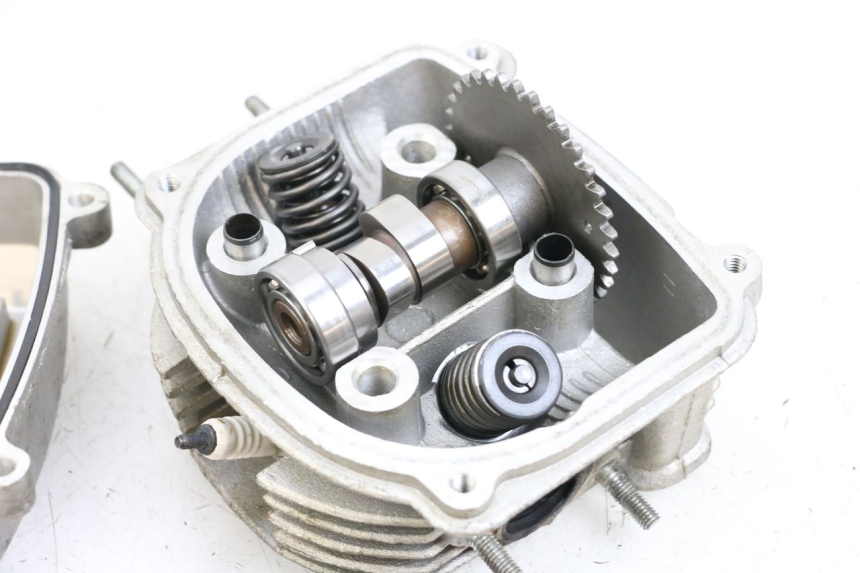 photo de CYLINDER HEAD JONWAY AZTRAL 125 (2008 - 2017) - Additional view of the item