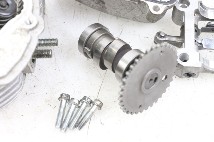 photo de CYLINDER HEAD JONWAY AZTRAL 125 (2008 - 2017) - Spare part profile view