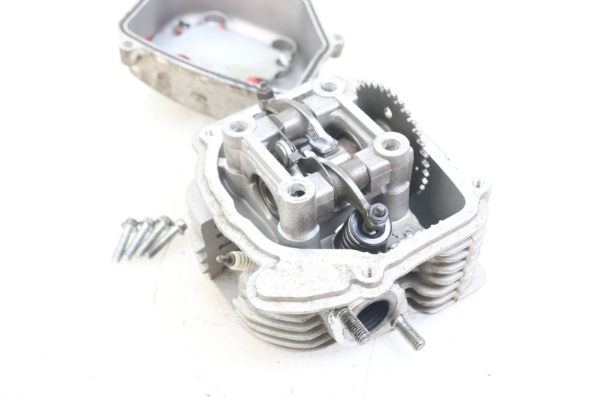 photo de CYLINDER HEAD JONWAY AZTRAL 125 (2008 - 2017) - Markings and original references