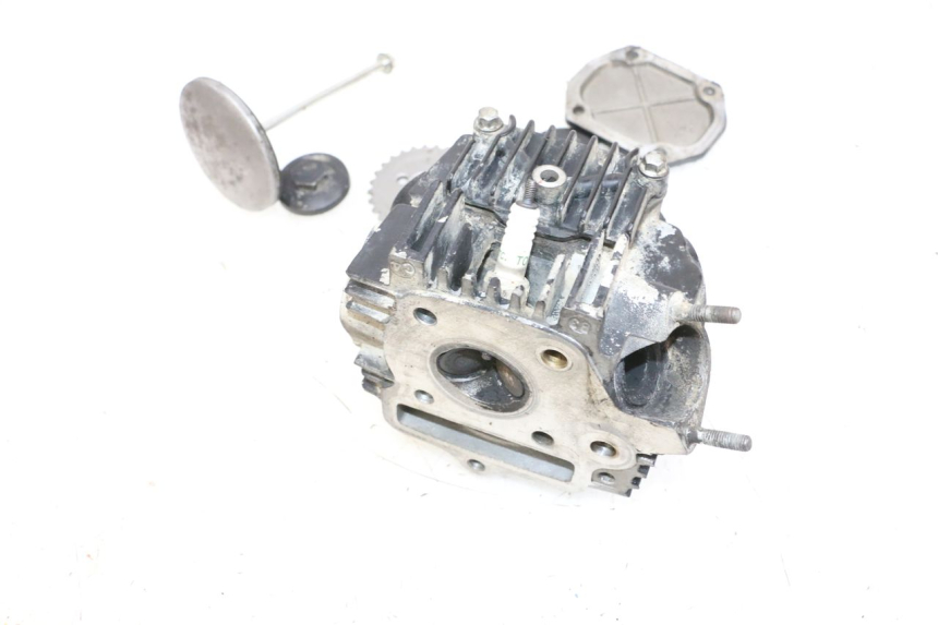 photo de CYLINDER HEAD MAG POWER BOMBERS 4T 50 (2016 - 2026) - Fixing points details