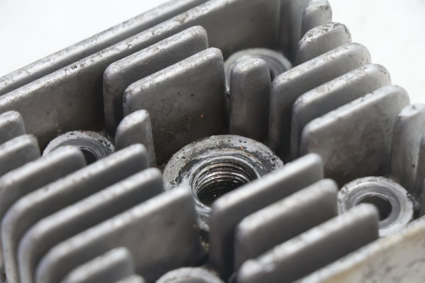 photo de CYLINDER HEAD MBK BOOSTER SPIRIT 50 (1999 - 2003) - Zoom on usage condition