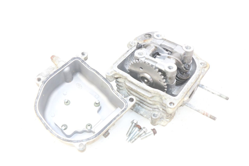 photo de CYLINDER HEAD BAOTIAN BT 50 QT-12 50 (2007 - 2009) - Additional view of the item