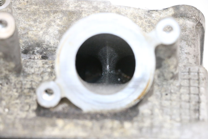 photo de CYLINDER HEAD SUZUKI BURGMAN 650 (2013 - 2020) - Component zoom