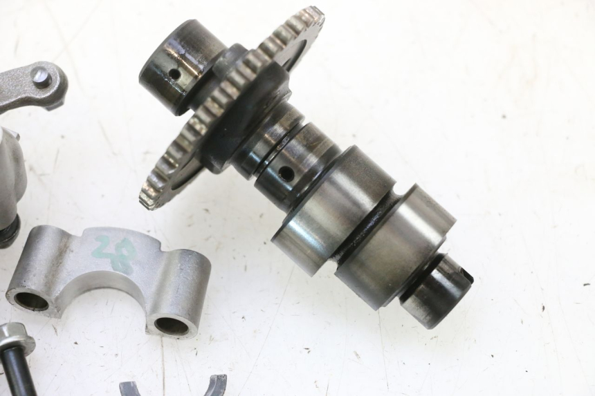 photo de CYLINDER HEAD SUZUKI BURGMAN 125 (2007 - 2014) - Spare part profile view