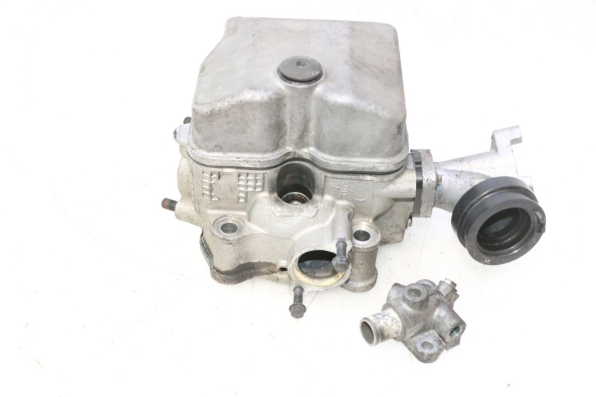 photo de CYLINDER HEAD SUZUKI BURGMAN 125 (2007 - 2014) - Fixing points details