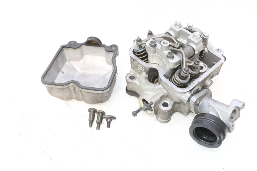 photo de CYLINDER HEAD SUZUKI BURGMAN 125 (2007 - 2014) - Surface and material condition