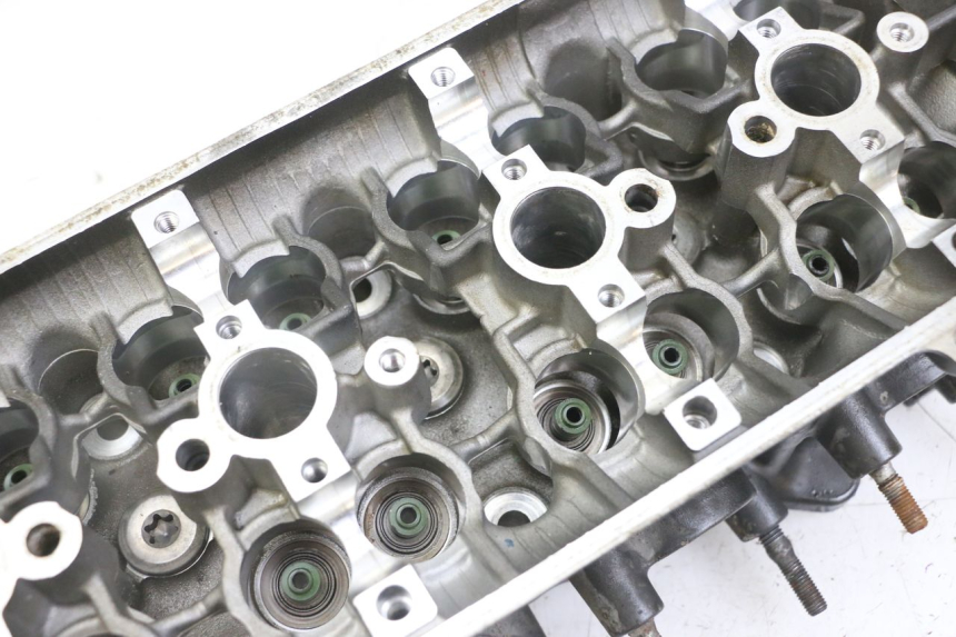 photo de CYLINDER HEAD HONDA CB R 1000 (2018 - 2023) - Checked used part