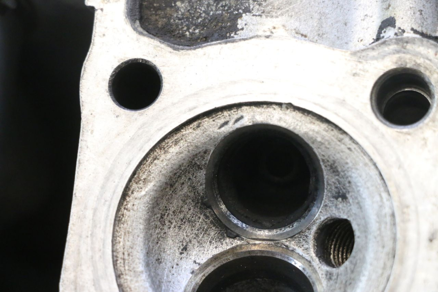 photo de CYLINDER HEAD HONDA CB TWO FIFTY 250 (1991 - 2002) - Used quality zoom