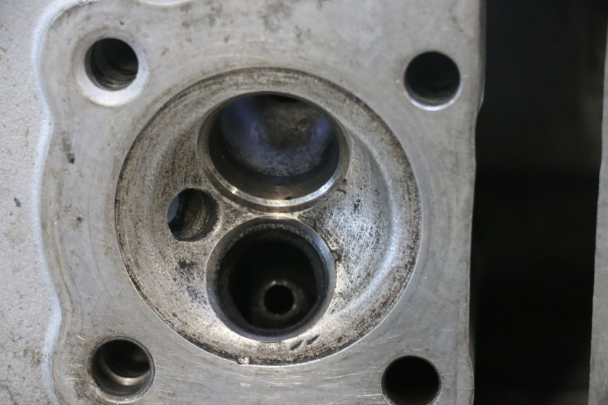 photo de CYLINDER HEAD HONDA CB TWO FIFTY 250 (1991 - 2002) - Component detail