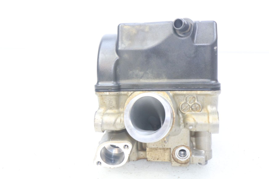 photo de CYLINDER HEAD HONDA CRF 250 (2016 - 2017) - High-resolution close-up