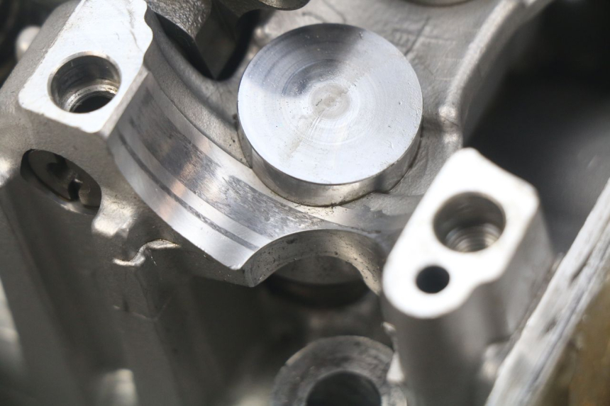 photo de CYLINDER HEAD HONDA CRF 250 (2016 - 2017) - Fixing points details