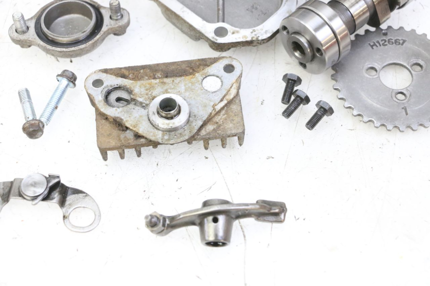 photo de CYLINDER HEAD CCR DIRT BIKE 125 - High-resolution close-up