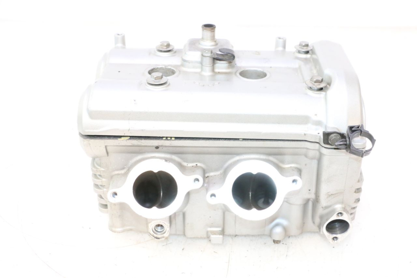 photo de CYLINDER HEAD KAWASAKI ER-6 ER6 N 650 (2005 - 2009) - High-resolution close-up