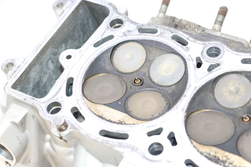 photo de CYLINDER HEAD KAWASAKI ER-6 ER6 N 650 (2005 - 2009) - Alternative perspective