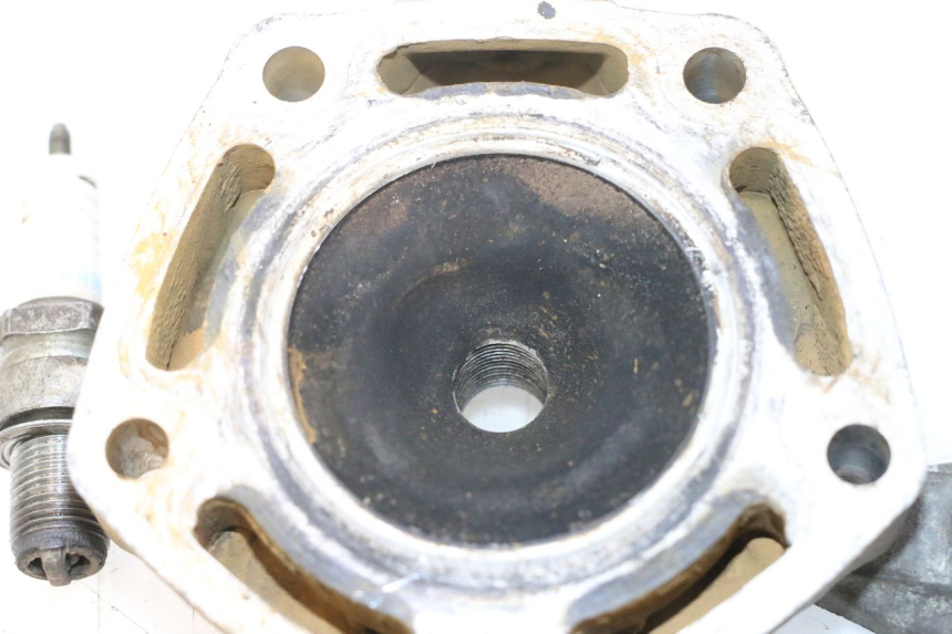 photo de CYLINDER HEAD HONDA FES PANTHEON 2T 125 (1998 - 2002) - Zoom on usage condition