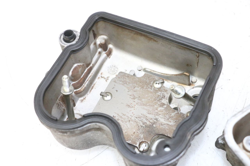 photo de Cylinder head HONDA FES S-WING SWING ABS 125 (2007 - 2015) - Used quality zoom