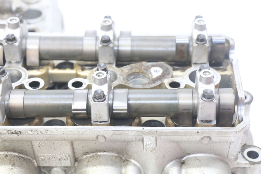 photo de CYLINDER HEAD YAMAHA FJR ABS 1300 (2006 - 2012) - Focus on structure