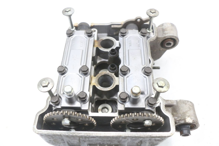 photo de CYLINDER HEAD HONDA FJS SILVER WING SILVERWING 400 (2005 - 2008) - Technical close-up