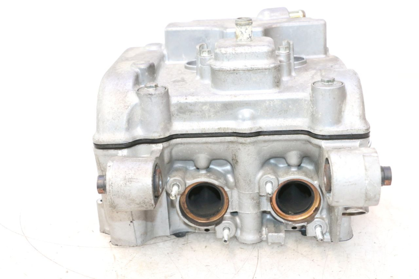 photo de CYLINDER HEAD HONDA FJS SILVER WING SILVERWING 400 (2005 - 2008) - Detailed visual inspection