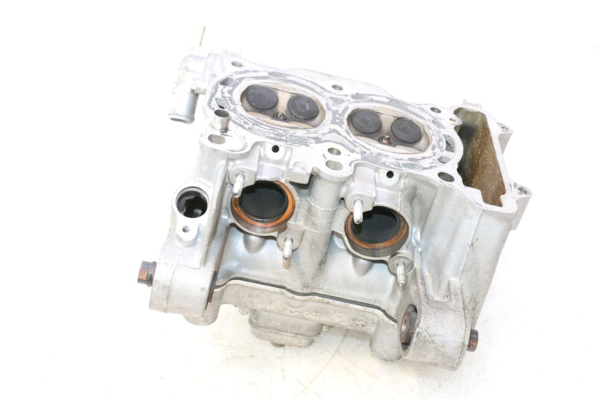 photo de CYLINDER HEAD HONDA FJS SILVER WING SILVERWING 400 (2005 - 2008) - Zoom on usage condition