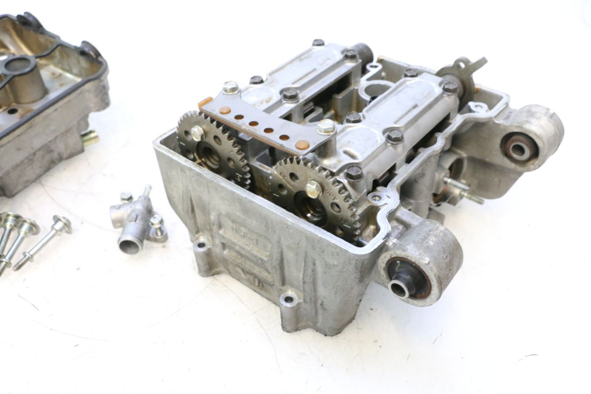photo de CYLINDER HEAD HONDA FJS SILVER WING SILVERWING 400 (2005 - 2008) - Main view