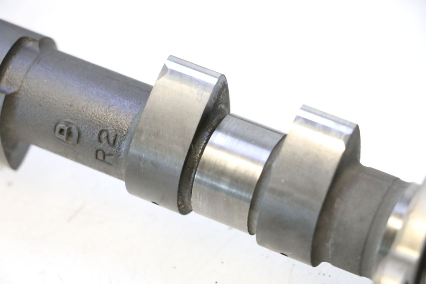 photo de CYLINDER HEAD HONDA FJS SILVER WING SILVERWING 400 (2005 - 2008) - High-resolution close-up