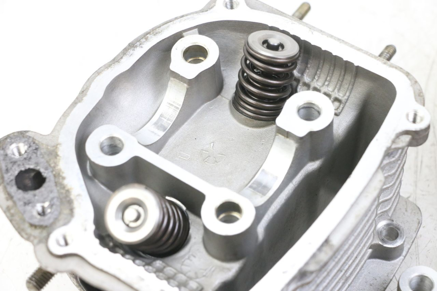 photo de CYLINDER HEAD GOES WIKI 125 (2010 - 2015) - High-resolution close-up