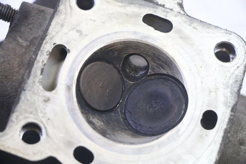 photo de CYLINDER HEAD KYMCO GRAND DINK 125 (2008 - 2014) - Surface and material condition