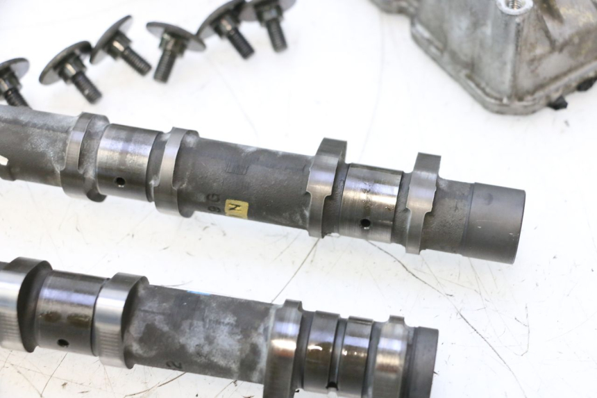 photo de CYLINDER HEAD SUZUKI GSR 600 (2005 - 2012) - Zoom on usage condition