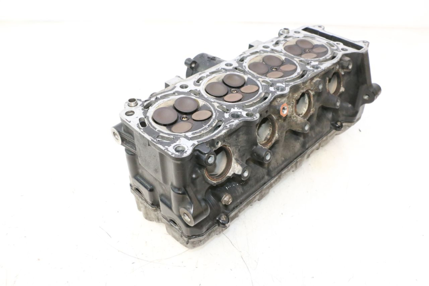photo de CYLINDER HEAD SUZUKI GSR 600 (2005 - 2012) - Fixing points details