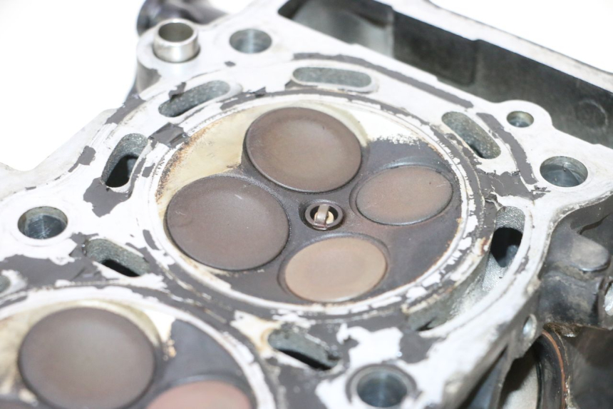 photo de CYLINDER HEAD SUZUKI GSR 600 (2005 - 2012) - Surface and material condition