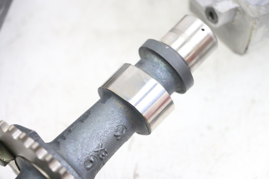 photo de CYLINDER HEAD SUZUKI GSX E 250 (1982 - 1983) - Product overview