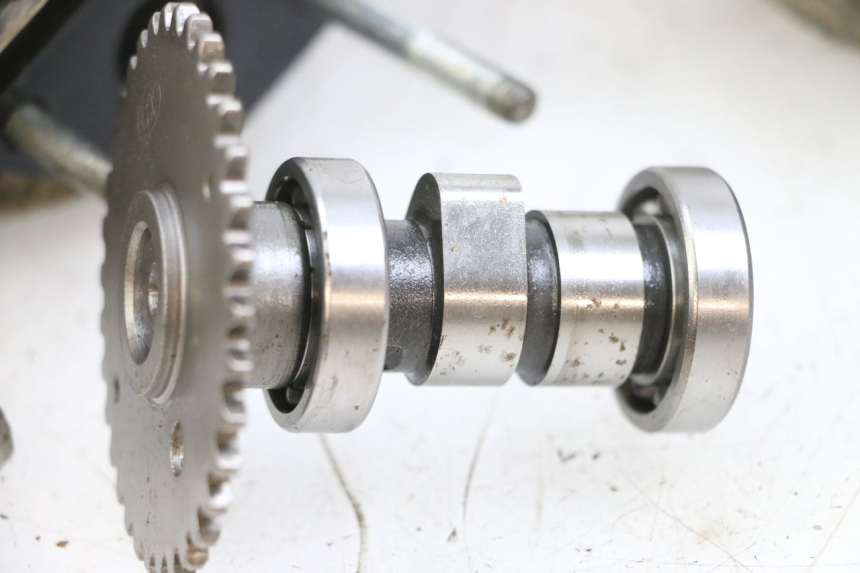 photo de CYLINDER HEAD SPEEDY HT50QT6 50 - High-resolution close-up