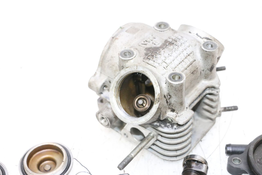 photo de CYLINDER HEAD SYM JET 14 4T 50 (2018 - 2022) - Focus on structure