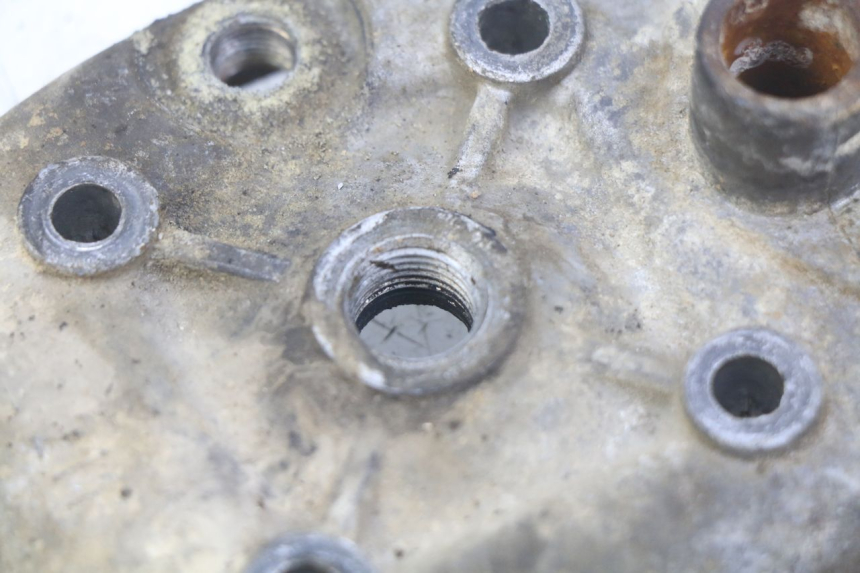 photo de CYLINDER HEAD YAMAHA JOG R LC 50 (2004 - 2014) - Technical close-up