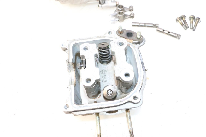photo de CYLINDER HEAD PEUGEOT KISBEE 4T 50 (2010 - 2017) - Component zoom