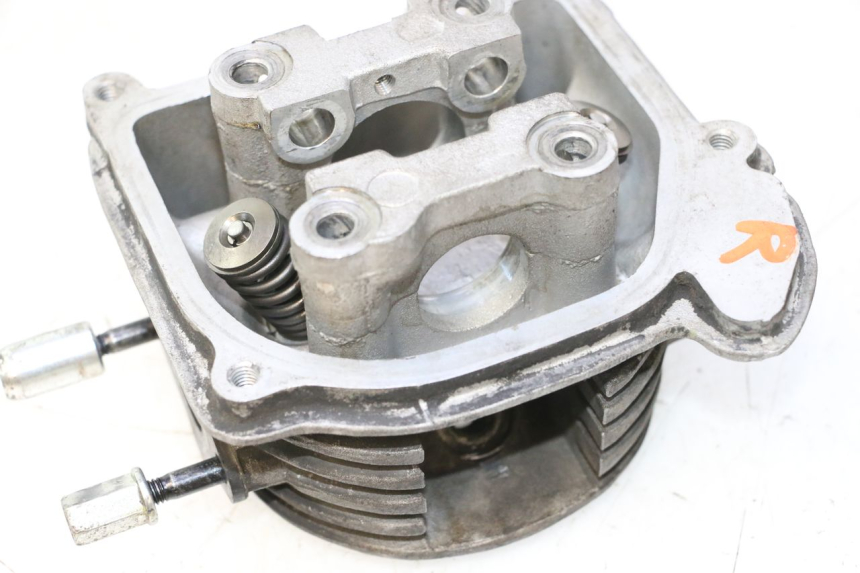 photo de CYLINDER HEAD PEUGEOT KISBEE 4T 50 (2018 - 2022) - Component zoom