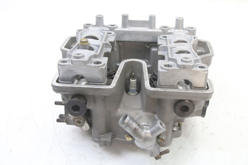 photo de CYLINDER HEAD KYMCO XCITING 500 (2007 - 2010) - Alternative perspective