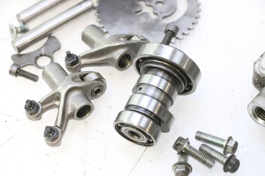 photo de CYLINDER HEAD PIAGGIO LIBERTY IGET S 125 (2016 - 2020) - Alternative perspective