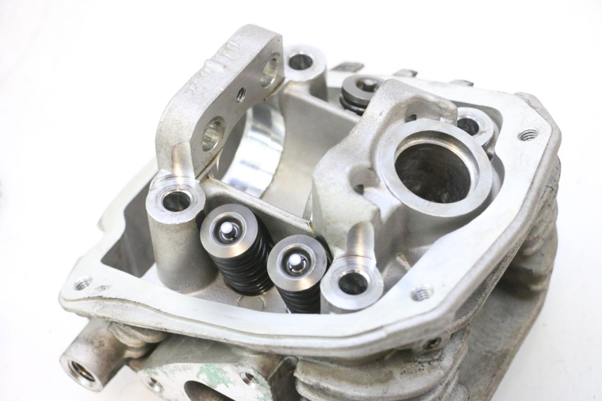 photo de CYLINDER HEAD PIAGGIO LIBERTY IGET S 125 (2016 - 2020) - Technical close-up