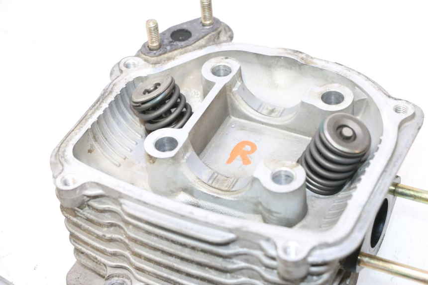 photo de CYLINDER HEAD KYMCO LIKE 125 (2009 - 2016) - Focus on structure