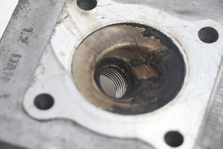 photo de CYLINDER HEAD PEUGEOT LUDIX ONE 50 (2004 - 2006) - Technical close-up