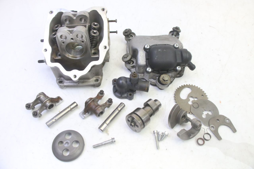 photo de CYLINDER HEAD PIAGGIO MP3 LT 300 (2010 - 2016) - Main view