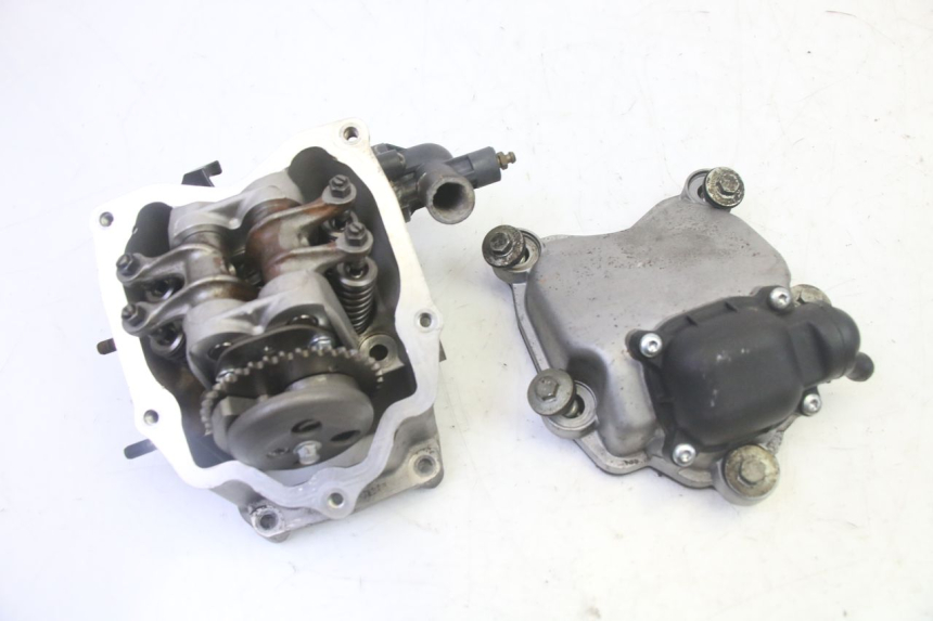 photo de CYLINDER HEAD PIAGGIO MP3 LT 300 (2010 - 2016) - Surface and material condition