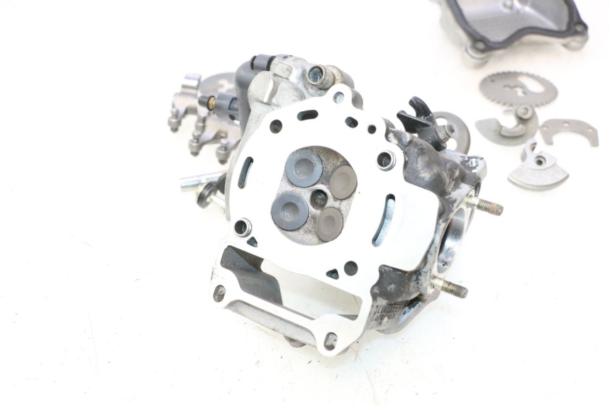 photo de CYLINDER HEAD PIAGGIO MP3 LT 300 (2010 - 2016) - Focus on structure