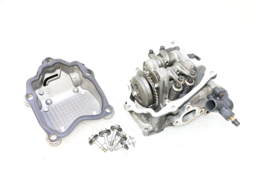 photo de CYLINDER HEAD PIAGGIO MP3 LT 300 (2010 - 2016) - Checked used part