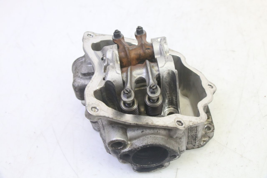 photo de CYLINDER HEAD PIAGGIO MP3 RL 250 (2006 - 2010) - Component zoom