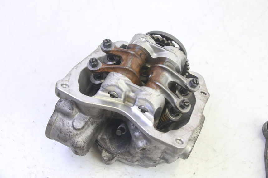 photo de CYLINDER HEAD PIAGGIO MP3 RL 250 (2006 - 2010) - Zoom on usage condition